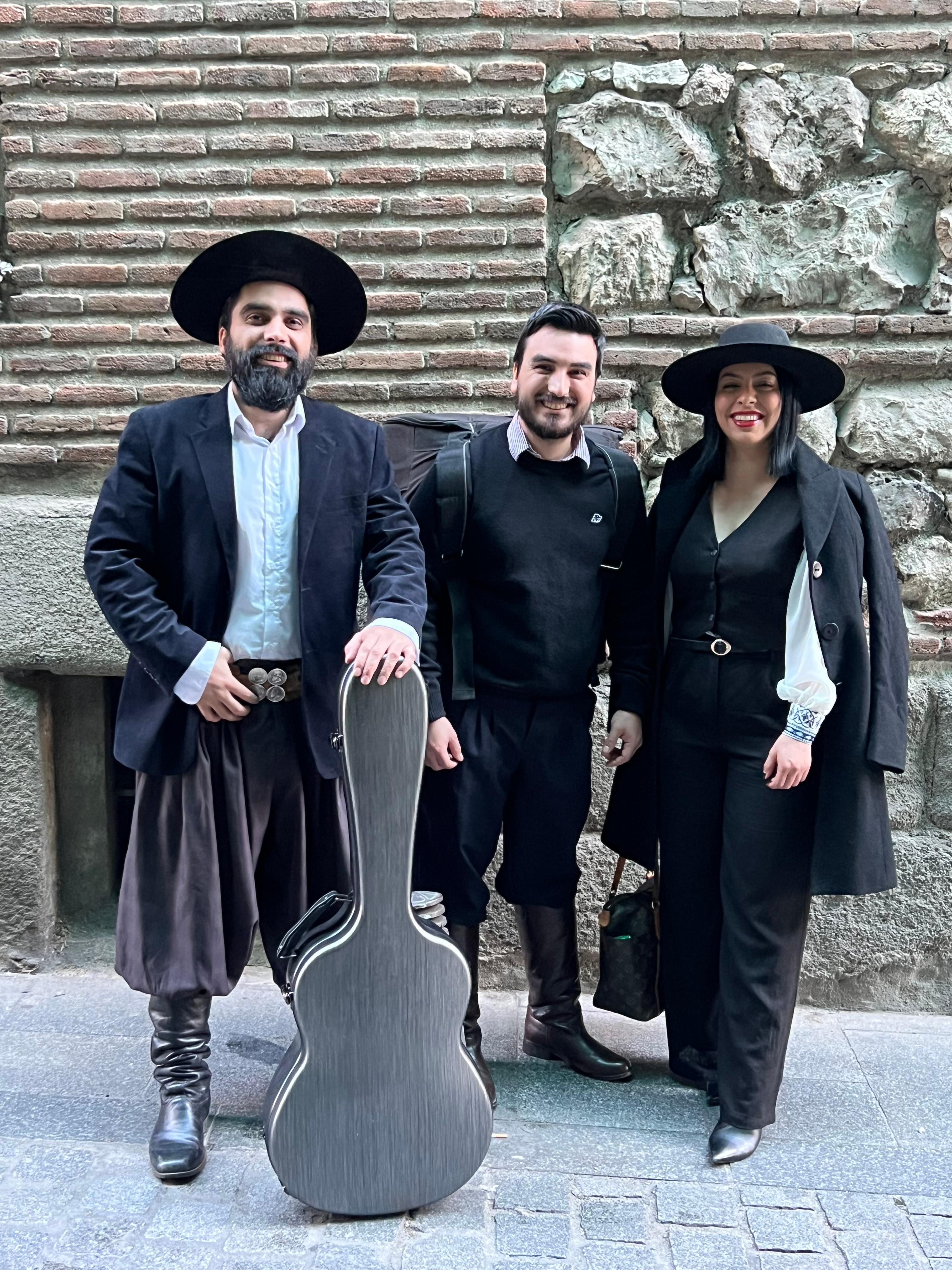 LOS HERMANOS GUEDES